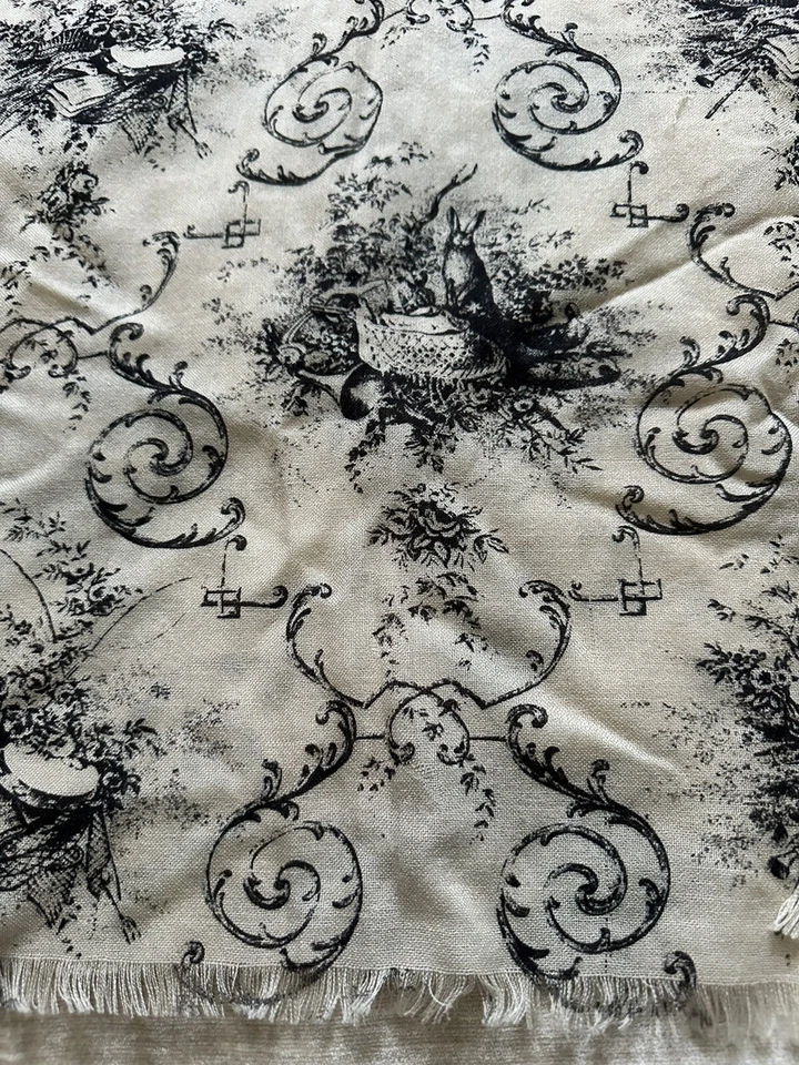 Bufanda de lana J Crew negra crema toile conejito chal caprichoso 76" x 28” rara grande Foto 2 de 4