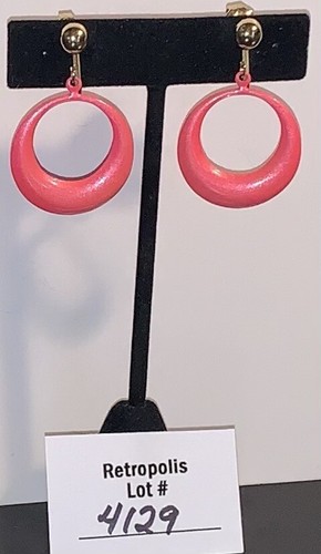 Vintage rosa lachs Kunststoff Creolen Ohrhänger Clip-On goldfarben Ohrringe - Bild 2 von 16