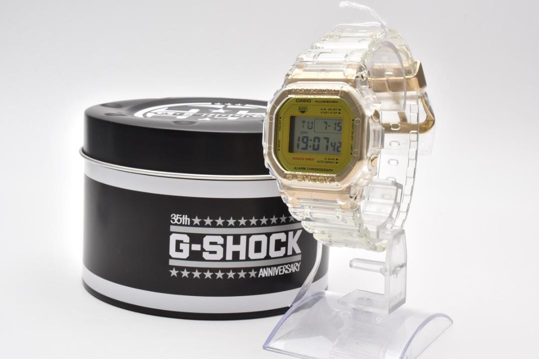 希少 Gショック DW-5035E-7JR 35周年グレイシア ゴールド G-Shock 35th Anniversary Glacier Gold Limited Edition Watch