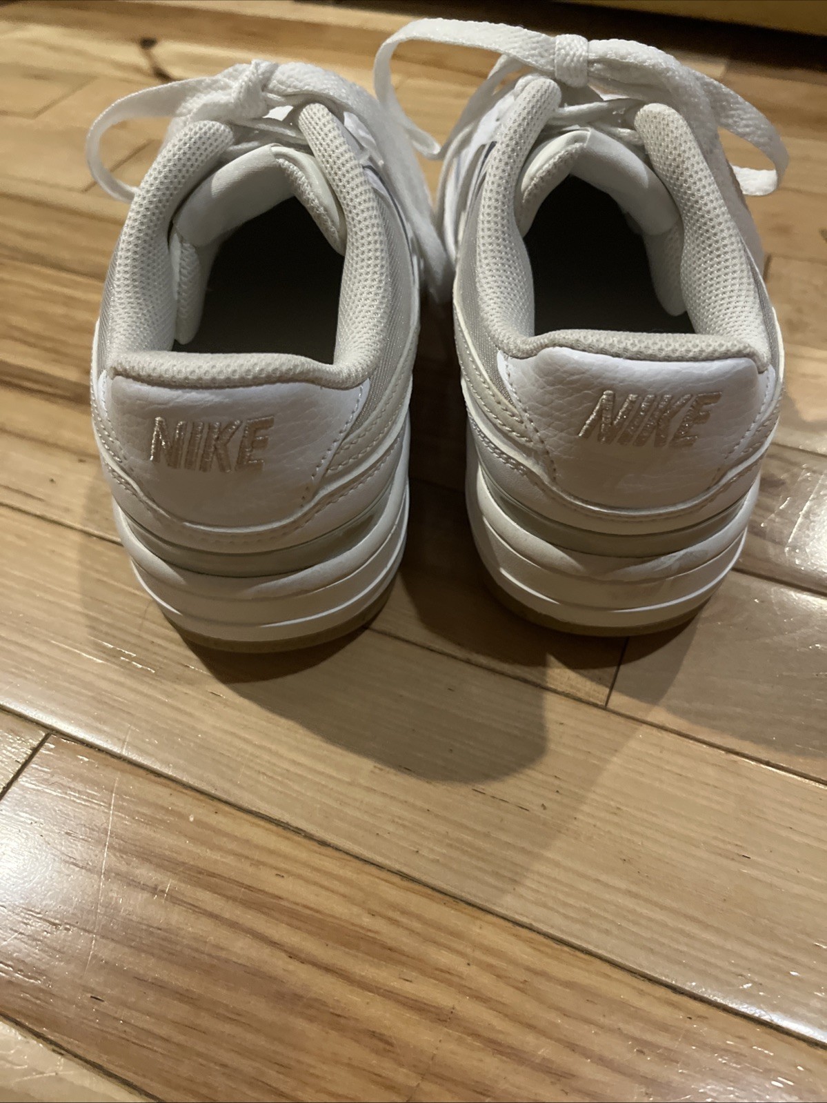 Nike Gamma Force Shoes Women Size 6.5 White University White Casual sneakers image 4