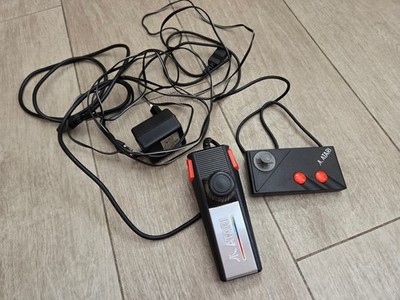 Uralte Atari Model 2600 Video Game System ungeprüft