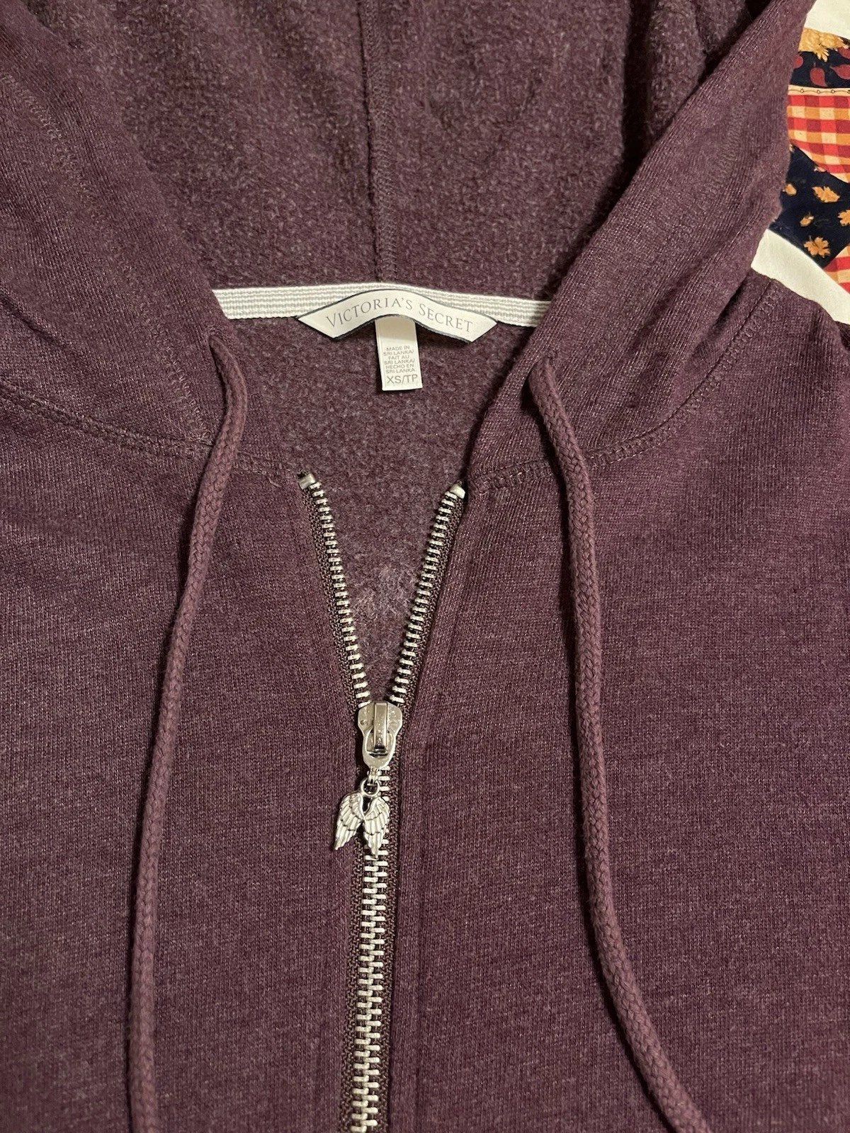 UNDERCOVER Felpa con cappuccio Victoria's Secret vintage Y2K Bling oro paillettes ali d'angelo viola XS