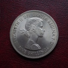 Elizabeth II 1960 copper-nickel crown