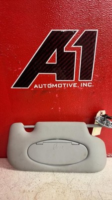 2007-2013 MINI COOPER HT PASSENER RIGHT SUN VISOR ILLUMINATED