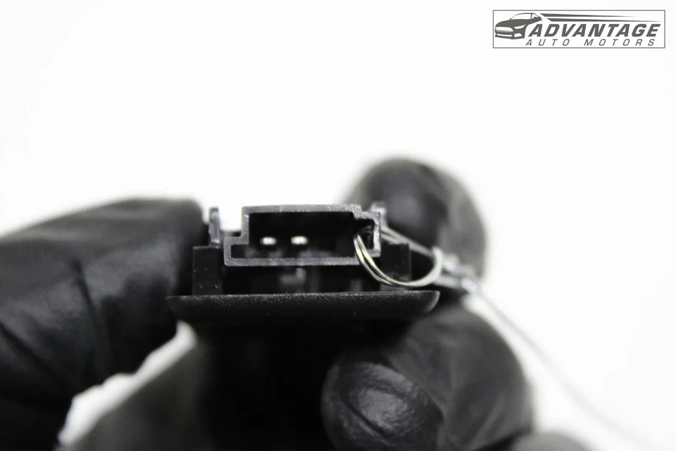 Cadillac XT4 2019-2023 puerta interior delantera derecha luz cortesía lámpara OEM Foto 4 de 4