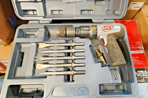 VERY USED INGRESOLL RAND 135MAX