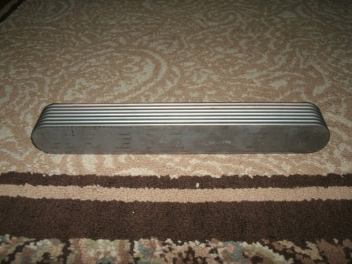 Gm Transmission Oil Cooler OEM 52497562 (EEL2628 3162) - 第 1/1 張圖片