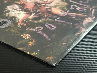 【Portals 】 Bloodshot Translucent vinyl MELANIE MARTINEZ *Portals* Limited Bloodshot Translucent