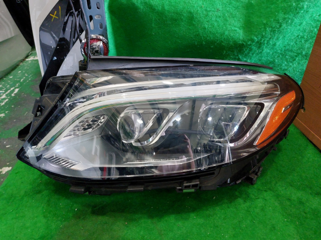 Benz ML W166 Front Right Headlight LHD A1669068003 A1669062503 GLE