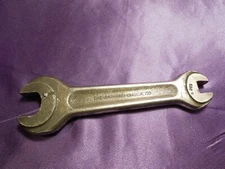 JH Williams The Skinner Chuck Co Wrench