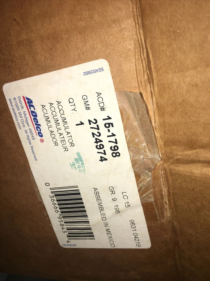 Genuine GM Accumulator 2724974 98-99 CHEV PRIZM - Image 2 of 4