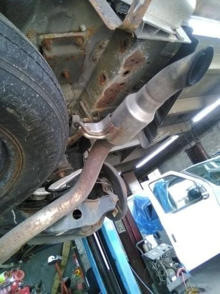 2018 Nissan Pathfinder Exhaust 3.5 Liter - Image 3 of 4