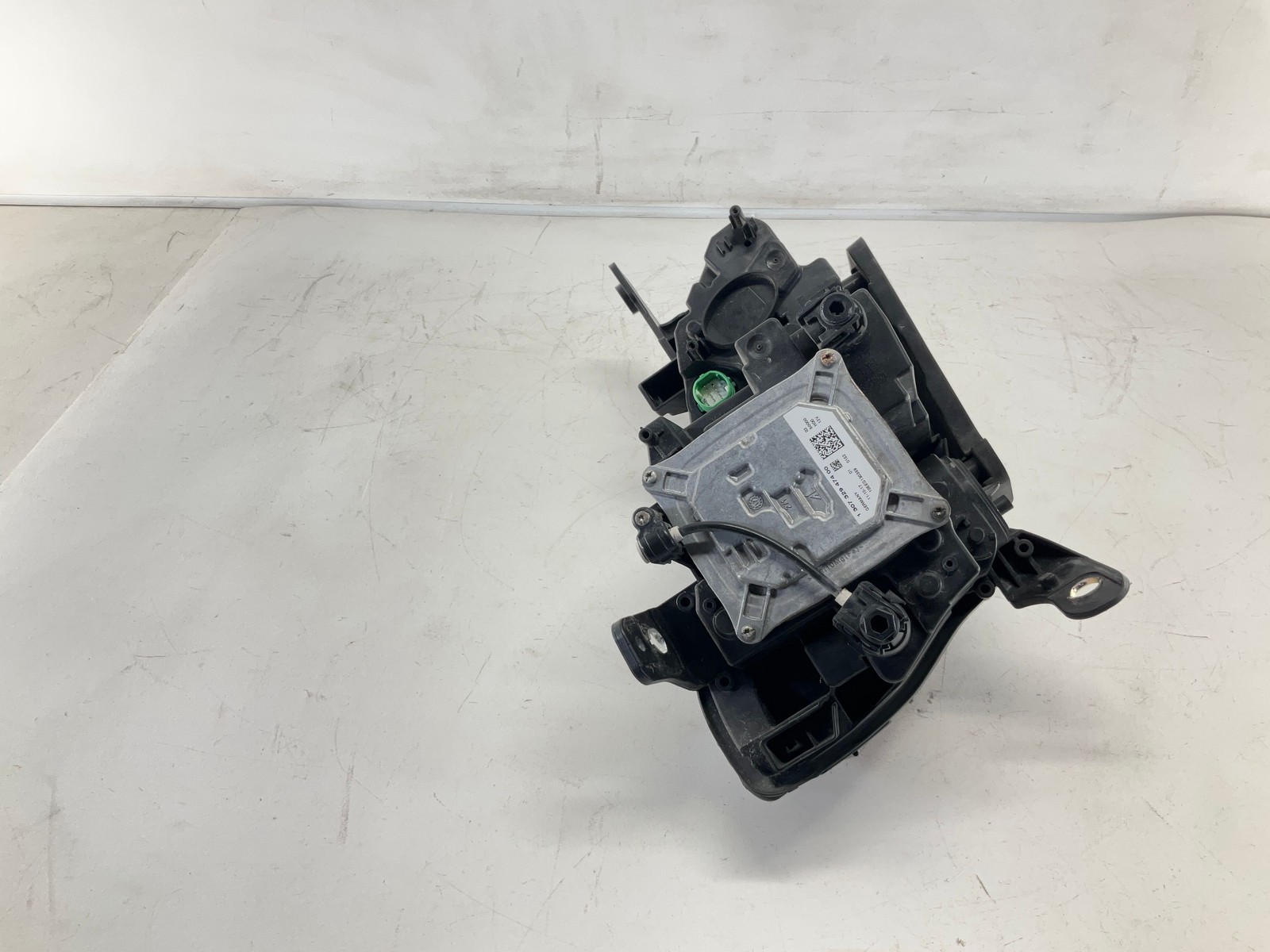 14-18 MASERATI Ghibli Front Left Driver Head Light Lamp