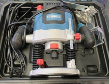 Erbauer ER2100 Plunge Router 2100W 220-240V 1/2" with Case