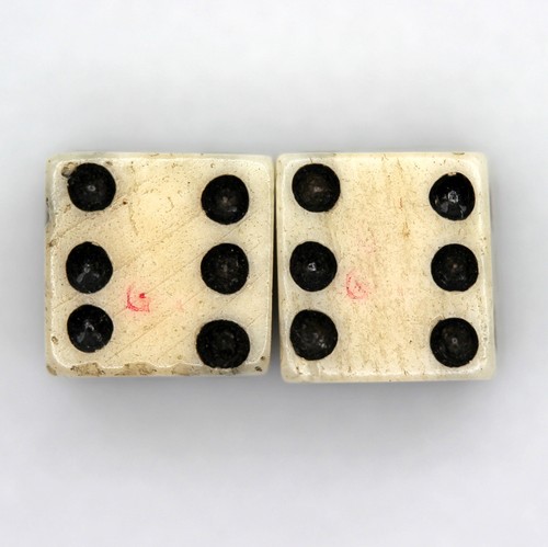 Antique 5/16" Colonial Era Bone Dice Red King George Rex Tax Paid CROWN GR Mark