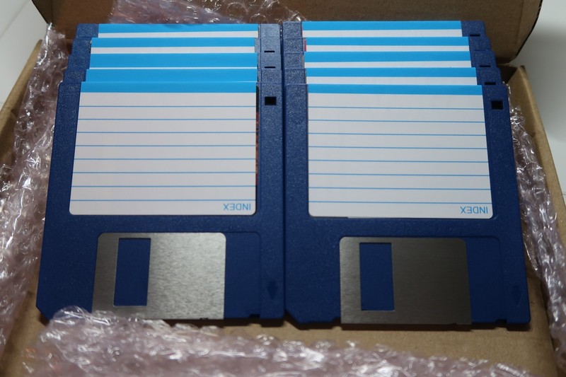 10 3.5 DS DD Blank Floppy Disks Amiga formatted Verified Atari ST PC Apple C64