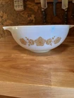 VTG 1970s Pyrex Butterfly Gold Cinderella Mixing Bowl #443 2.5 Qt Quart Dish