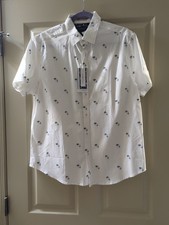 NWT Denim  Flower Ricky Singh Men Short Sleeve Shirt L White Print
