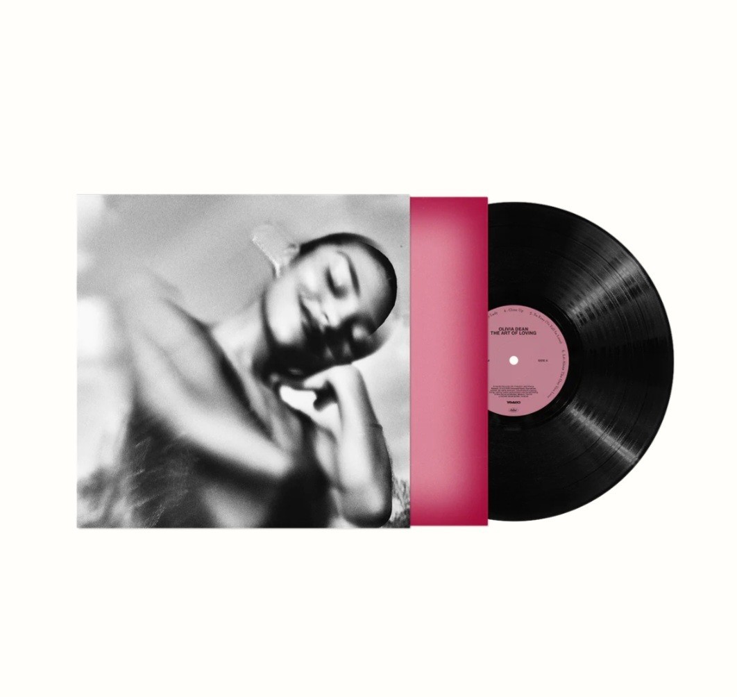 SIGNED! NEW! Olivia Dean The Art Of Loving Vinyl Black Vinyl W