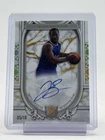 JALEN BRUNSON 2023-24 TOPPS ROYALTY SUPERIOR AUTO GOLD /10 #SS-JB Q6084