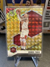 2020-21 Panini Mosaic Reactive Yellow Prizm Daniel Theis
