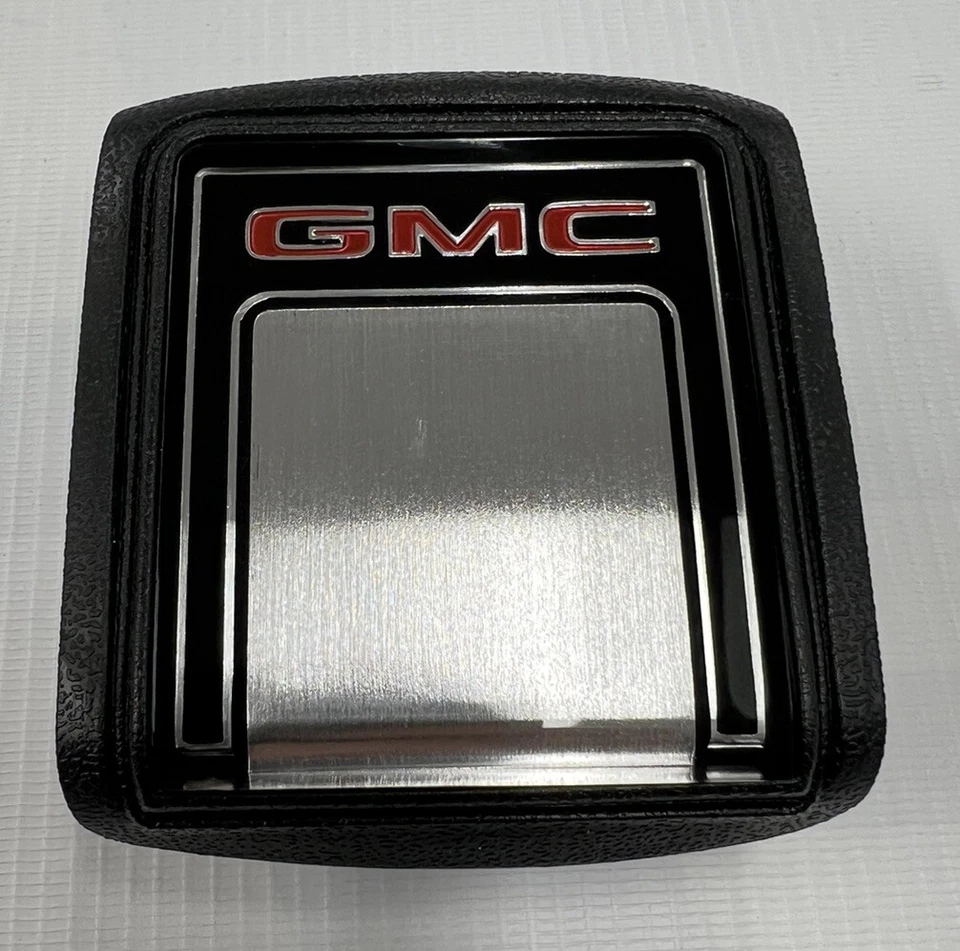 79 80 81 82 83 84 85 86 1987 GMC camión bocina tapa lujo/pequeña plata Foto 3 de 4