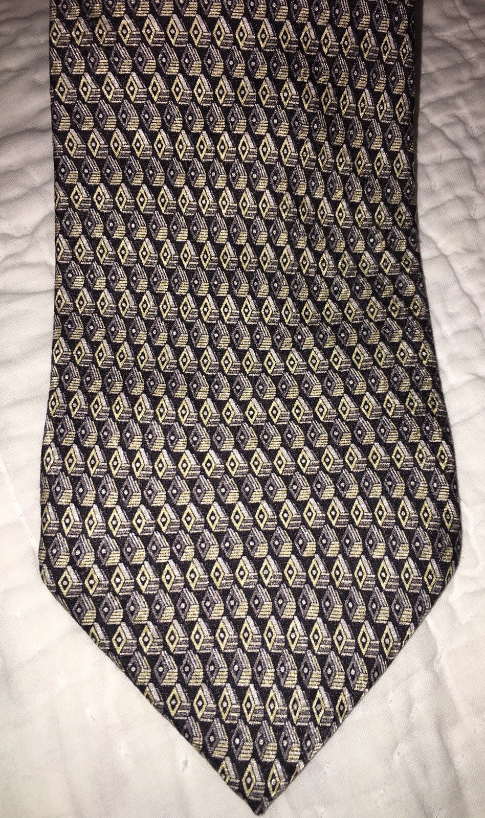 Picture 2 of 4
