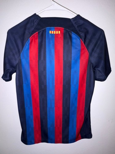 Original Nike FC Barcelona 2022/2023 Shirt for Boy Size YL - Picture 2 of 3