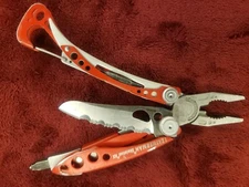 🔪 Leatherman Skeletool RX Multi-Tool Pliers Knife Red Rescue