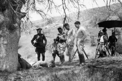 Gilbert Roland ehemals Luis Antonio De Alonso führender Mann ist - 1926 4x6 Foto