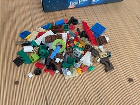 LEGO 40253 Seasonal: Christmas Build-Up 24 in 1 Creative Set