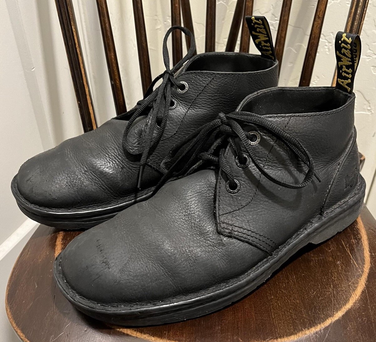 Dr. Martens Sussex AirWair Leather Industrial Boots Chukka Black 