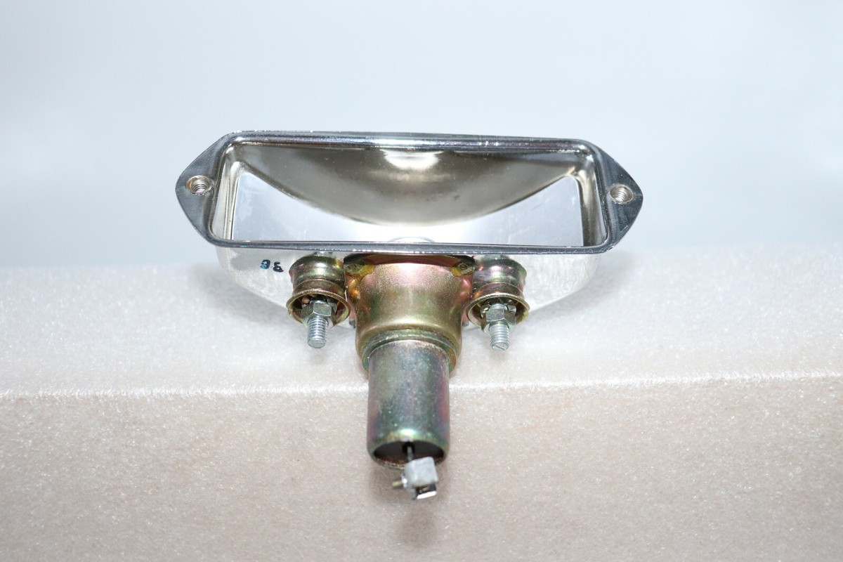 Renault Signal Lamp Assembly PK 6746 with Amber Lens Cover