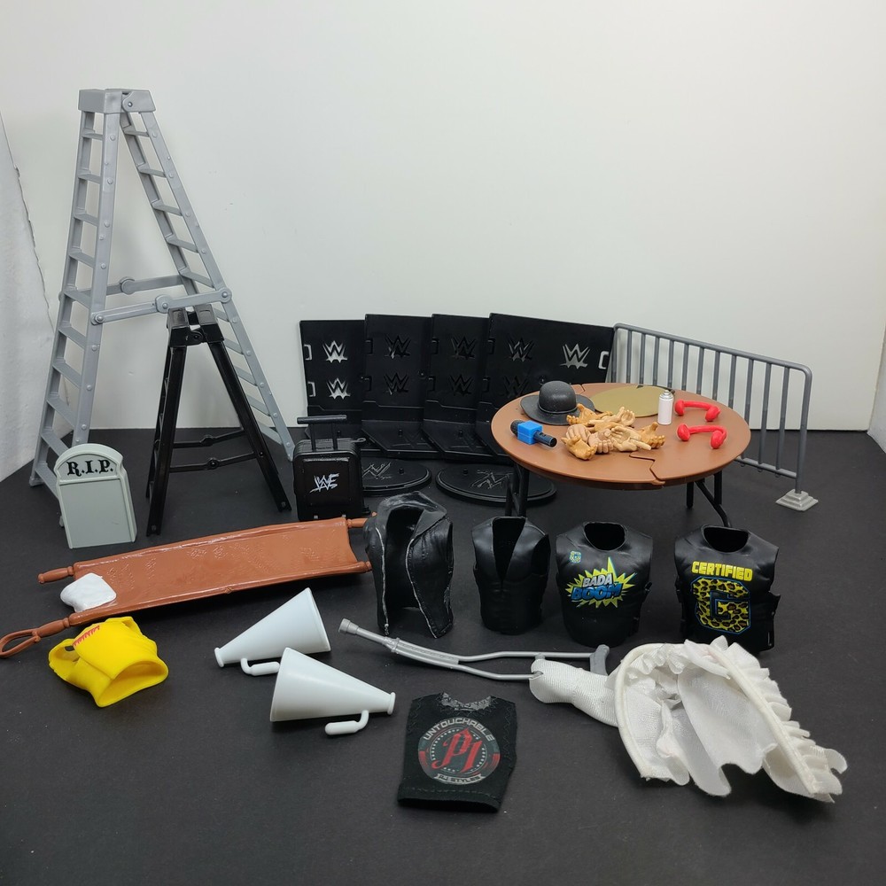 WWE Shirt Weapon Base Ladder Action Figure Mattel JAKKS Elite Toy Accessory Lot
