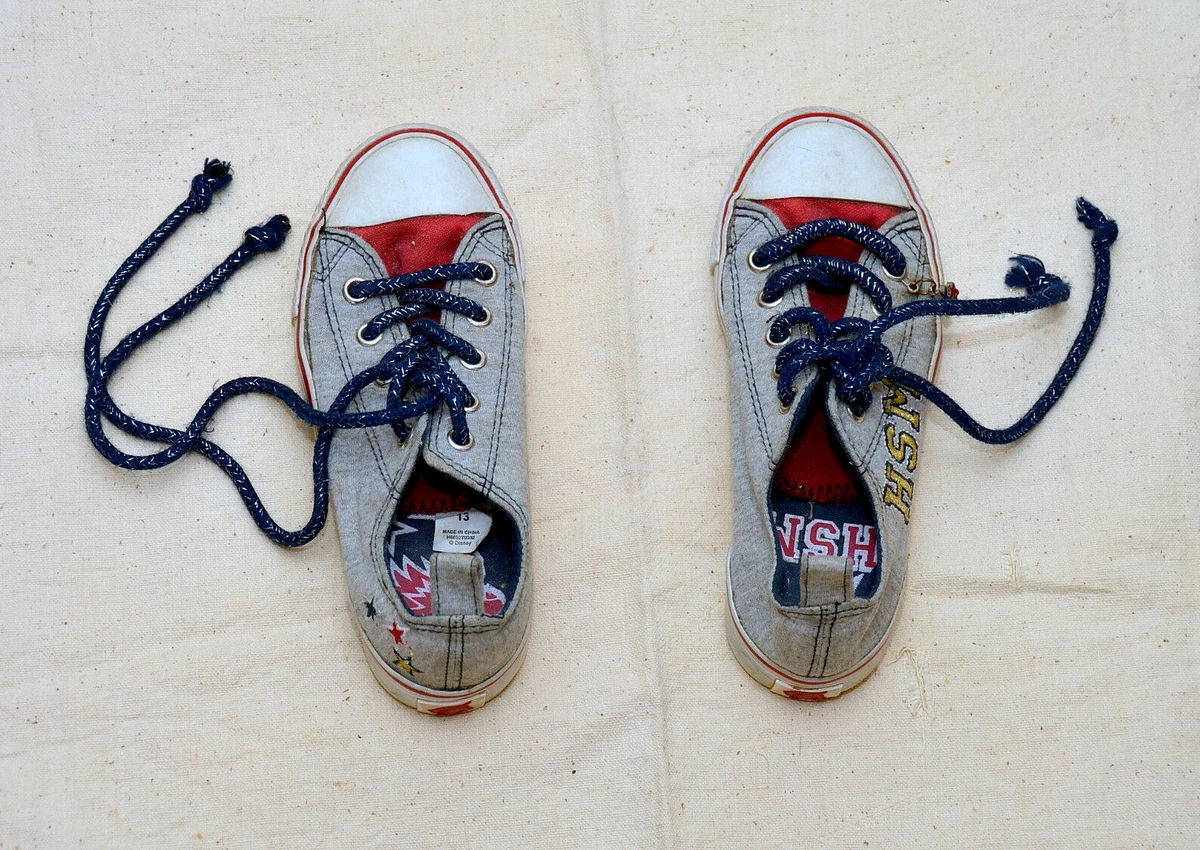 Best sneakers top for high school