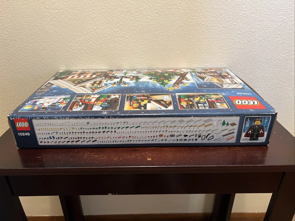 LEGO Creator Expert: Winter Toy Shop (10249) Retired, NIB - Image 3 of 4