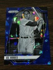 2025 Prizm Baseball Gil Hodges Blue Cracked Ice #277 Brooklyn Dodgers