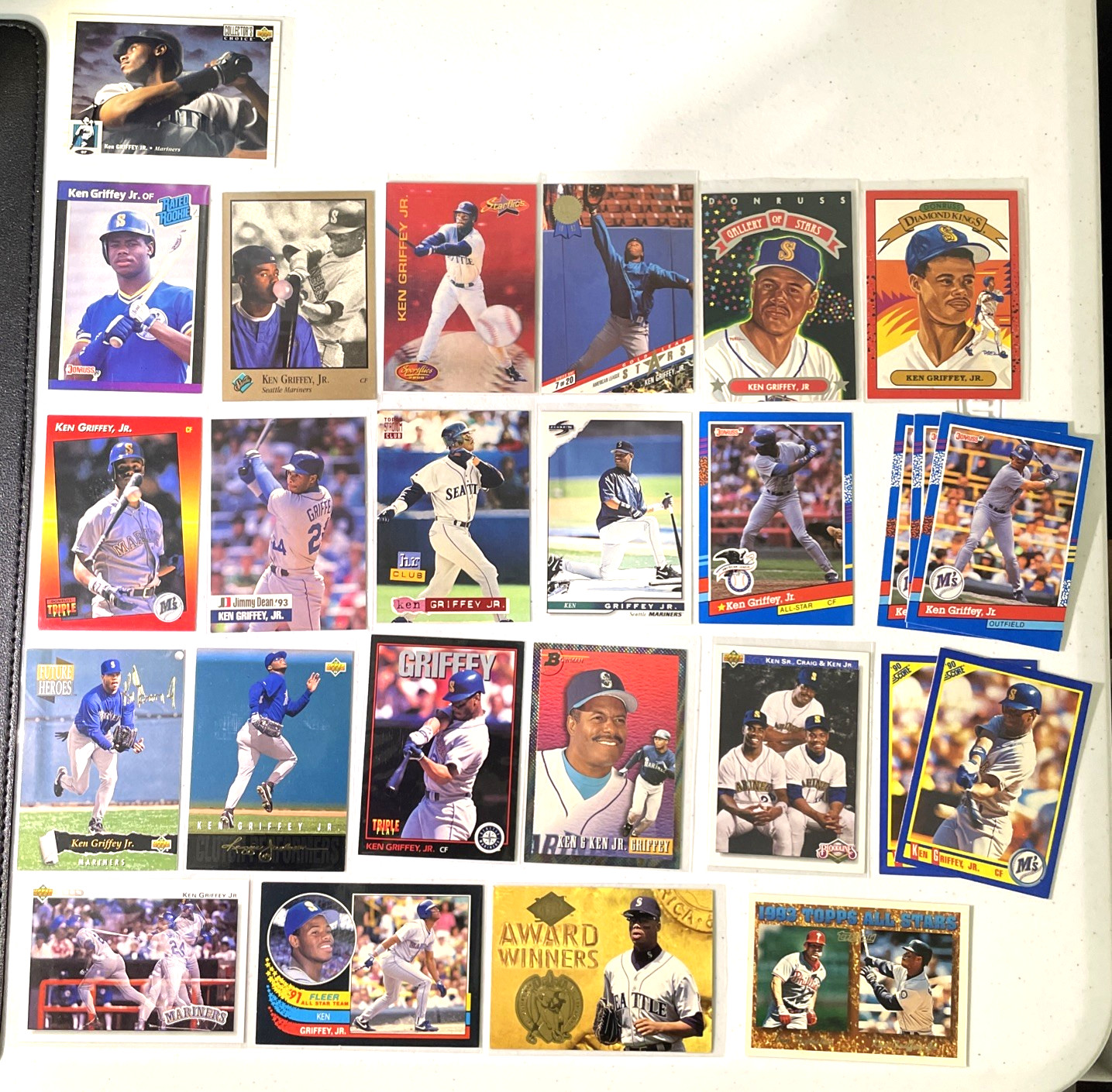 Lot Of 26 90s Ken Griffey Jr Cards Rookie Card Included