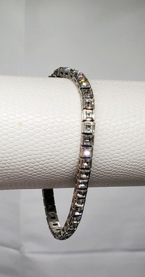 1950s CROWN TRIFARI Clear Crystal Rhinestone Channel Tennis Bracelet 7 Inch