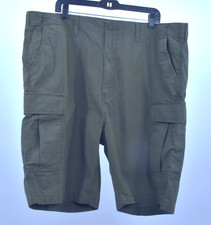 Levi Strauss Two Horse Brand Mens Green Cargo Shorts Size 42
