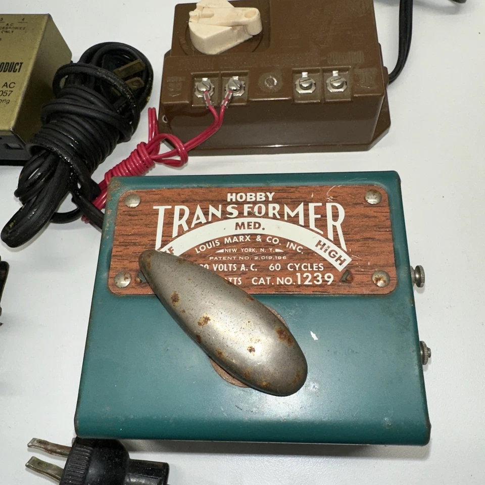 Vintage American Flyer HO TRAIN LOT OF 9 POWER PACK TRANSFORMERS FOR TOY TRAINS - Image 3 of 4