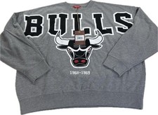 Chicago Bulls Mitchell Ness Giant Big Logo Retro Sweatshirt Womens 2XL