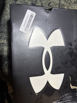 Under Armour Shoes Size 6