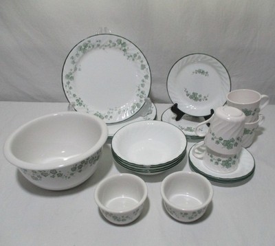 Vintage Corelle Callaway Ivy scalloped dishes plates bowls mugs 23 PIECE SET