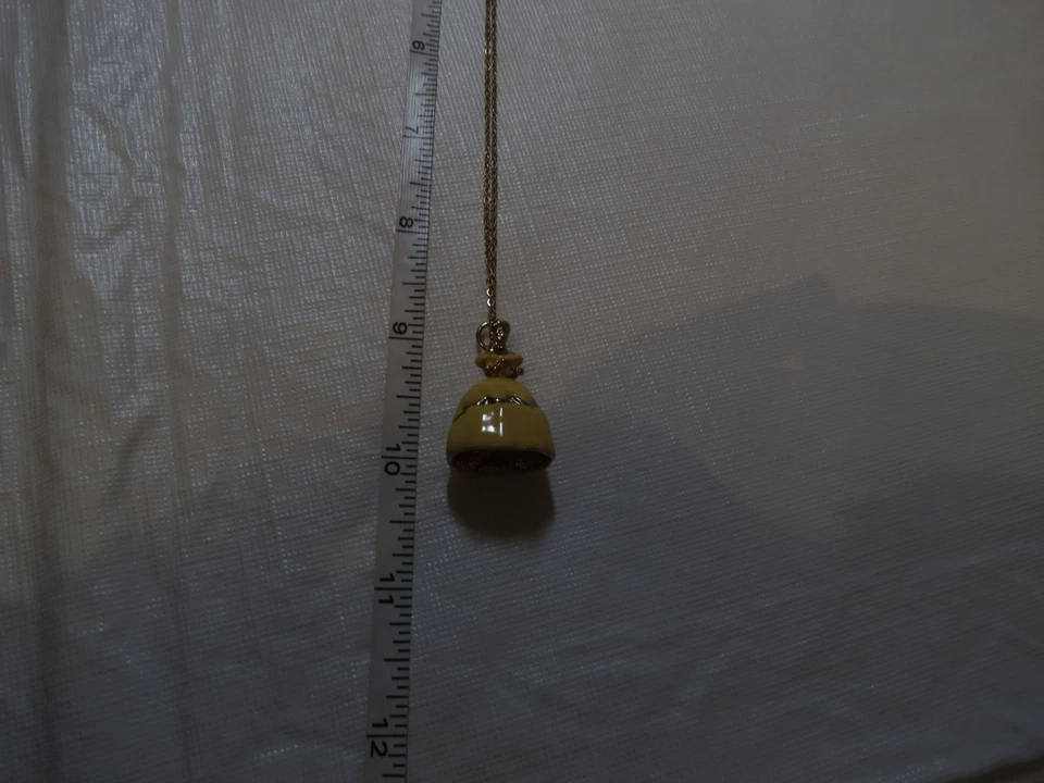 Walt Disney Belle Esmalte Oro Dije Collar 925 Amarillo Vestido Colgante RARA Cadena Foto 4 de 4