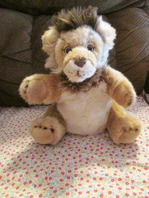 national geographic hand puppets