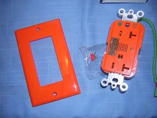  C Leviton 8380-IGO ISOLATED Ground Hospital Surge Receptacle Outlet ALARM 20A