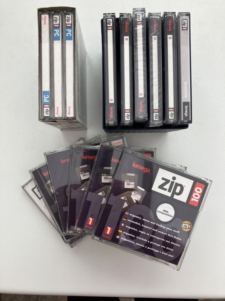 Iomega Zip 100 External Zip Drive With Iomega PSU. USB connection and