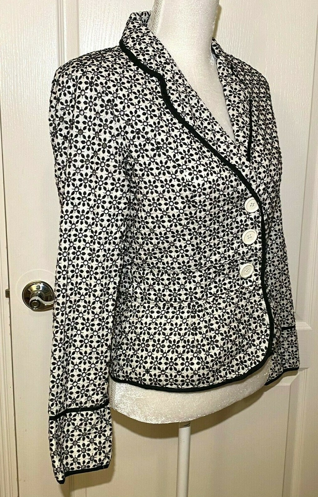 Picture 2 of 7