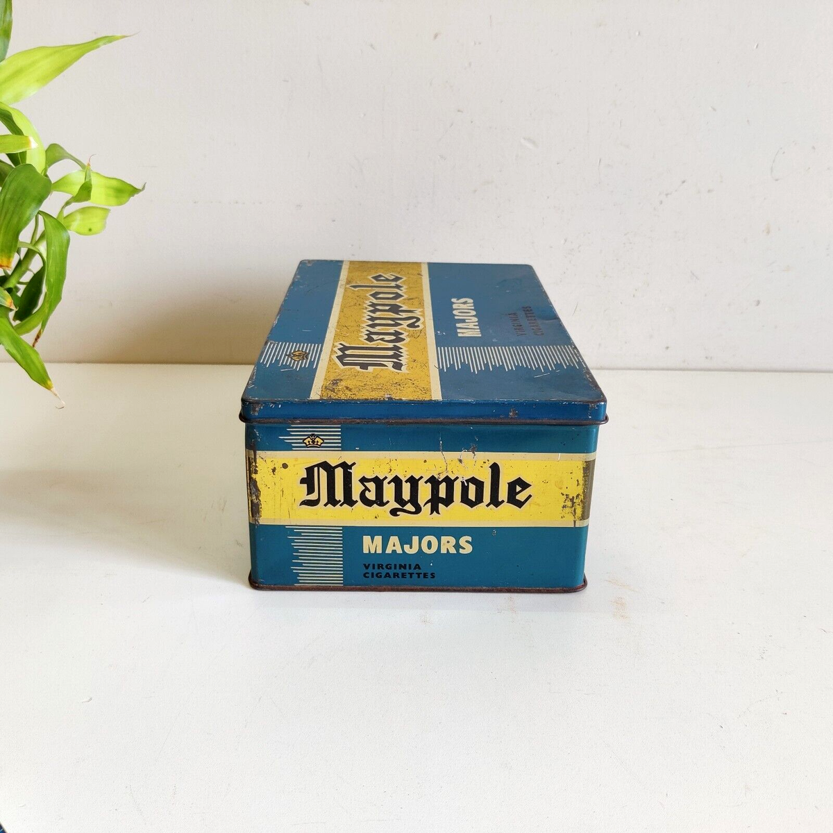 majors cigarettes 1930s Vintage Maypole Majors Virginia Cigarette Advertising Litho Tin Box  CG306
